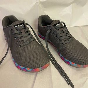 Gray NOBULL Trainers with a pop of color! Never worn, new! Women’s size 8 US.